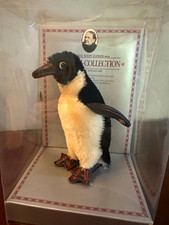 Steiff Museum Collection 0105/17 1928 Penguin Replica Plush in Display Box