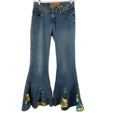 Mudd Y2K Vintage Bell Bottom Floral Accent Jeans Size 9  30 x 9.5 x 33