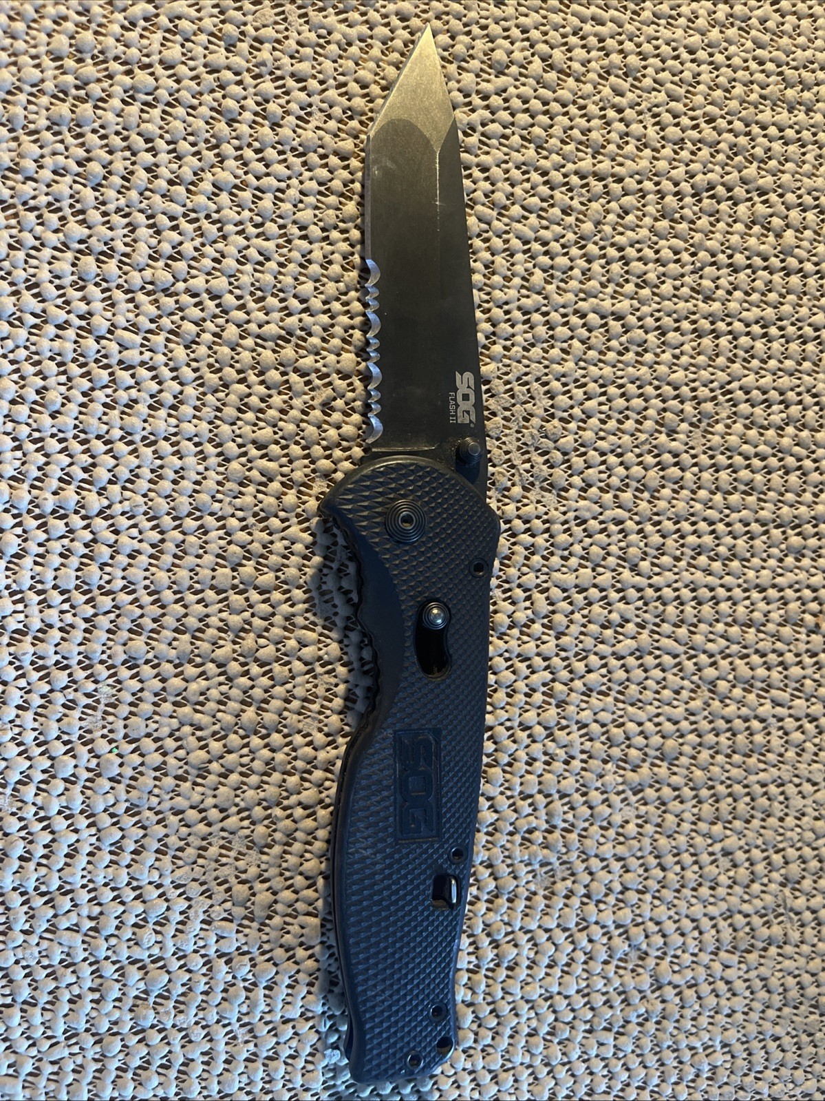 SOG Flash II-Black TiNi-Tanto Point-Partially Serrated