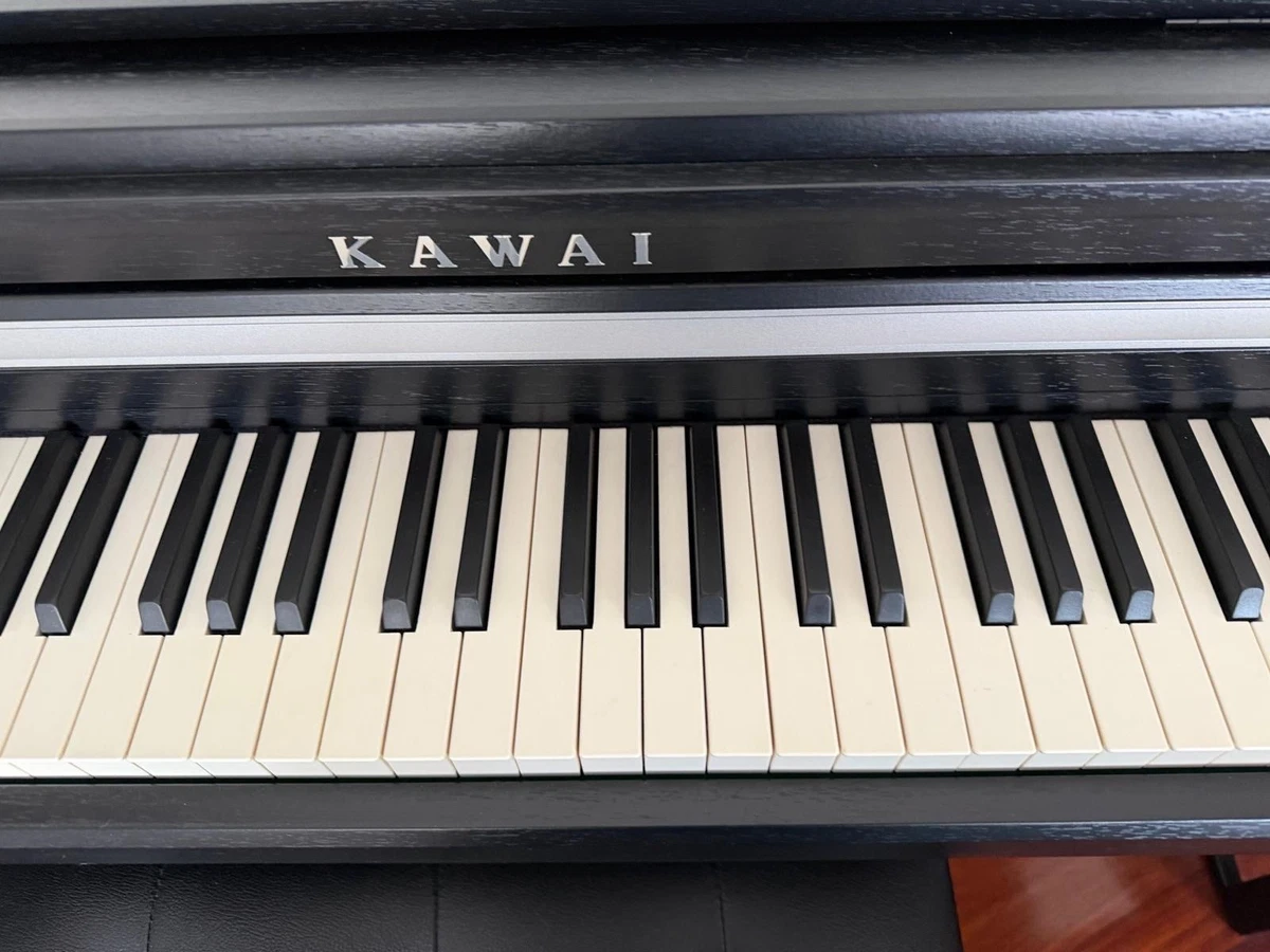 Piano Kawai CA 48 seminuevo