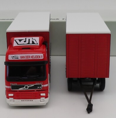 Véhicules routiers - Herpa - Camion VOLVO 460 Schumacher + remorque BO