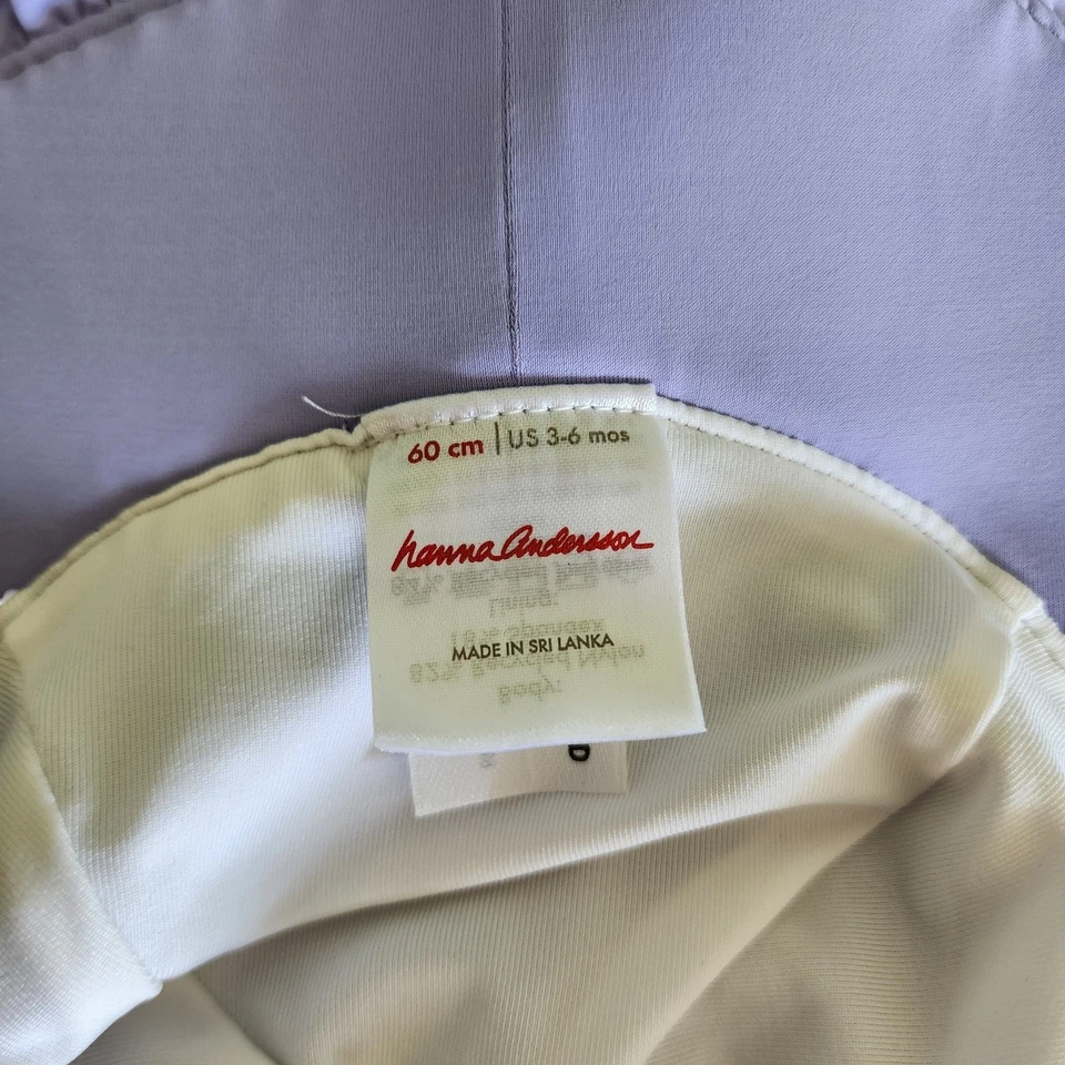 Sombrero de natación para bebé Hanna Andersson talla 3-6 meses púrpura flojo con volantes borde barbilla corbata Foto 3 de 4