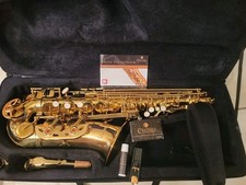 Mendini by Cecilio MAS-L Alto Saxophone Student Kit Gold w/Case Accessories