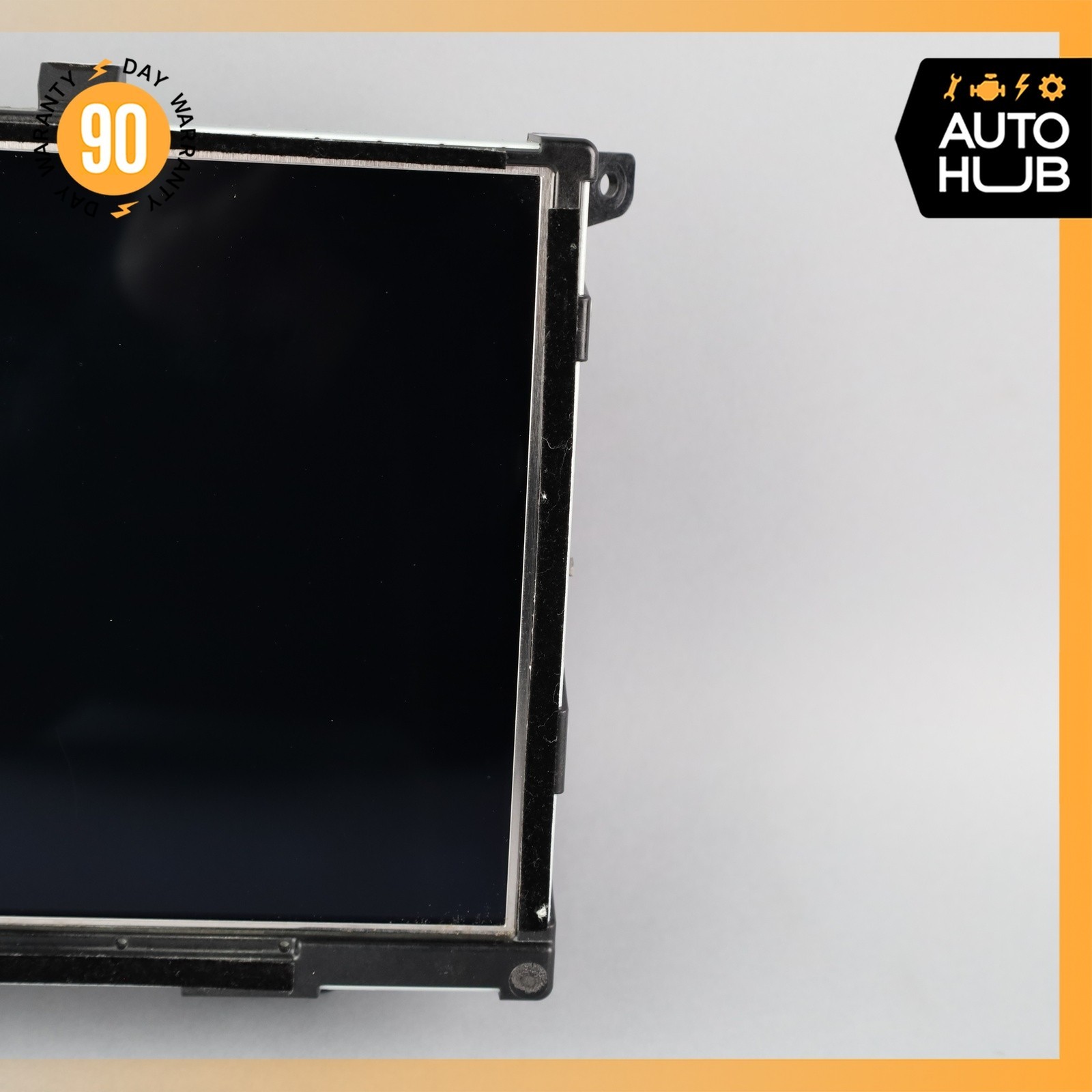 17-22 Maserati Levante M161 Navigation Display Screen Monitor 670106294 OEM