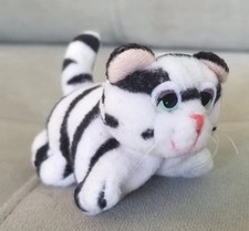 Pound Jungle White Tiger Mini Plush 2 Vintage 1998 Galoob VTG