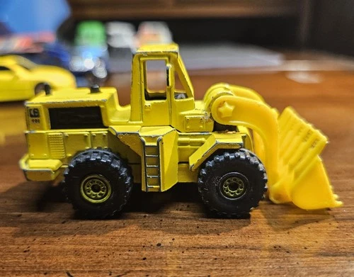 Vintage 1979 Hot Wheels Workhorse CAT Front End Loader Hong Kong Truck Rare Old