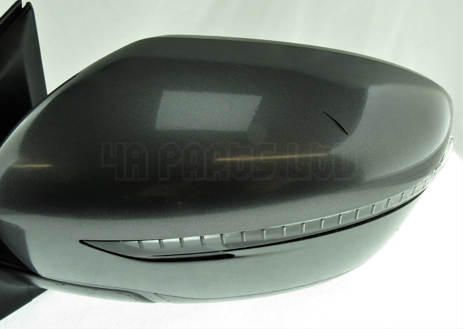 Genuine Nissan Qashqai J11 1420 Left Side Power Folding Door Mirror