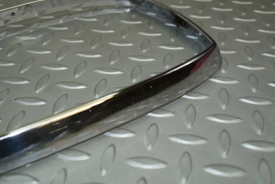 Marco de faro envolvente cromado ♂ 3145♂ Mercedes-Benz W115 220D Foto 4 de 4