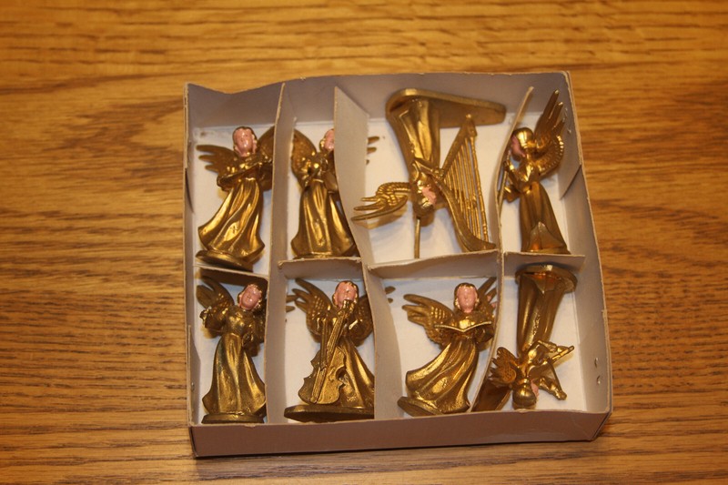 Vintage Golden Musical Angel Choir Decorations (Set of 8 )