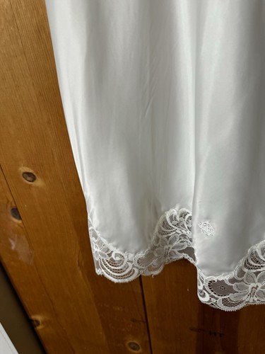 VTG CHRISTIAN DIOR Lingerie 25” HALF SLIP Lace Trim (tag M) W-26” XS PRISTINE - Picture 12 of 23