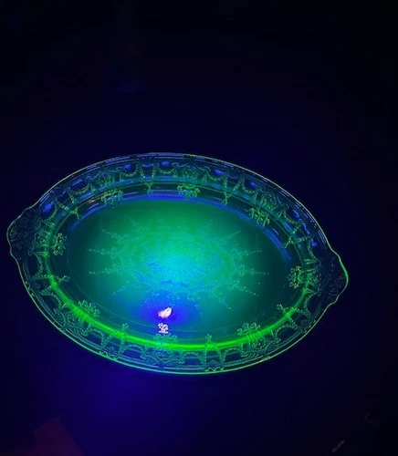 Anchor Hocking Cameo Ballerina Green Uranium Depression Glass Platter 12"x8"