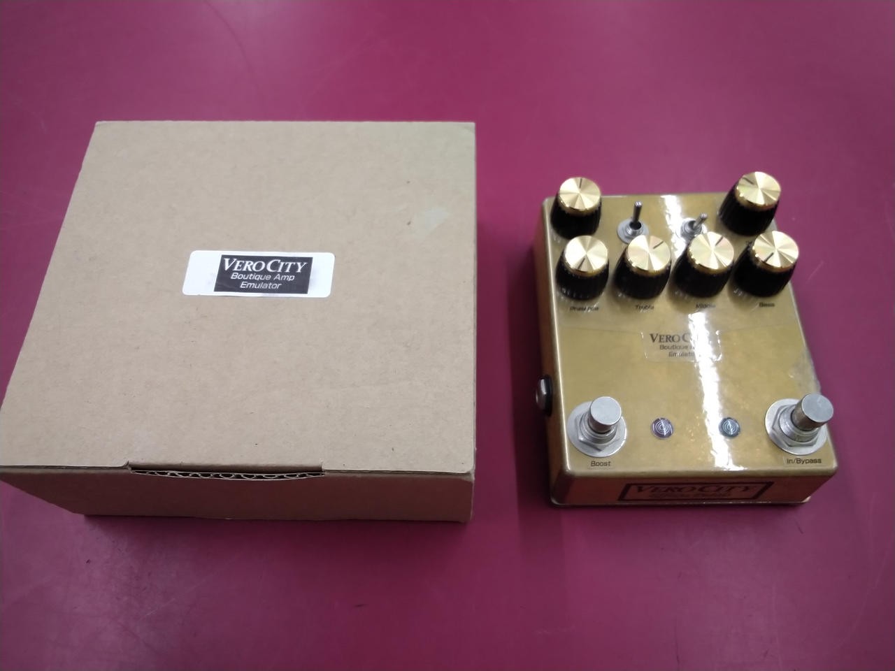 Pédale de guitare VEROCITY Super Lead Ultra Gain Distortion style Marshall