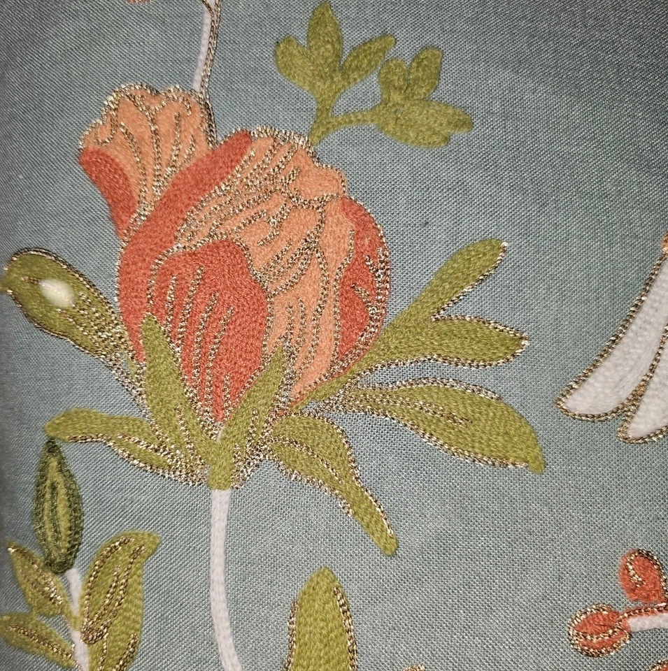 Embroidered Blue Decorative Throw Pillow Crane Bird Floral 20" x 20"EUC - Image 3 of 4