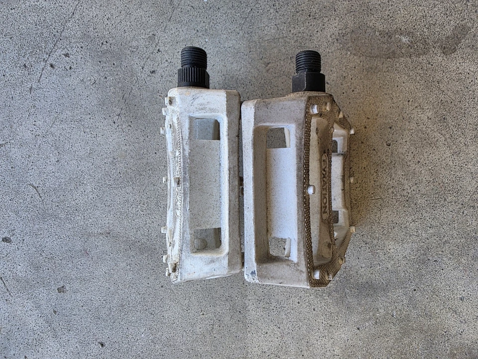 Pair of White Composite Bike Pedals - Flat Platform BMX/MTB/Road - Good... - Image 2 of 4