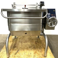 Groen 30 Gallon (BPM-30-G) (nat. gas) Braising Pan (Refurbished w/Warranty)