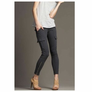 j brand houlihan cargo