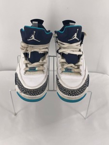 air jordan son of mars low off court shoes