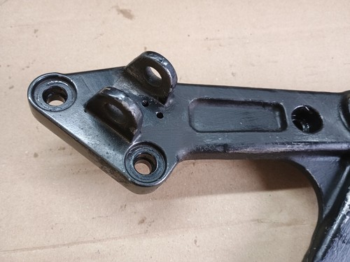 Kawasaki Zephyr 1996 535 Z550 Rear Right Foot Peg and Rear brake lever Mount - Picture 7 of 14