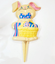 Vintage New Designs Plastic Yard Bunny Easter Outdoor Decor 13  Tall Spring