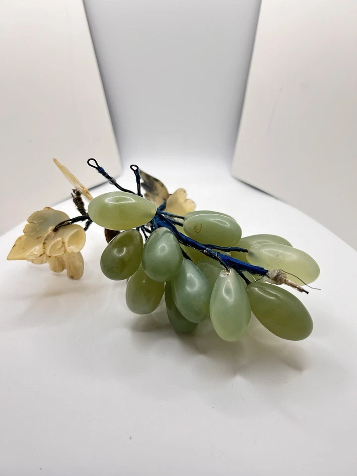 De colección gema de jade piedra dura racimo de rama de vid de uva y 5 hojas talladas LEER DESC Foto 3 de 4