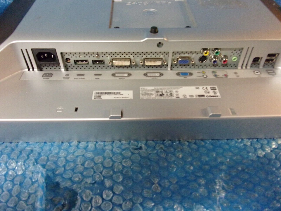 🔥Dell 2408WFP 24" Wide LCD Monitor w/4-Port USB HDMI VGA DVI DP 2408WFPb G283H - Image 2 of 4