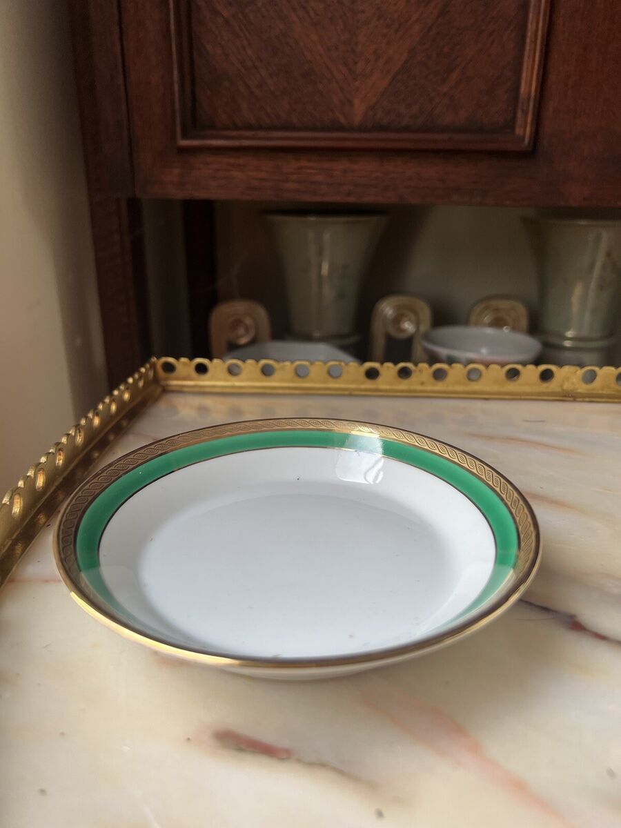 Richard Ginori Designer Italian Coffee or Tea Cups and Richard Ginori Designer Italian Coffee or Tea Cups and