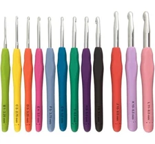  Crochet Hooks Kit - 12 Piece Set Extra-Long Crocheting Needles with rubber grip