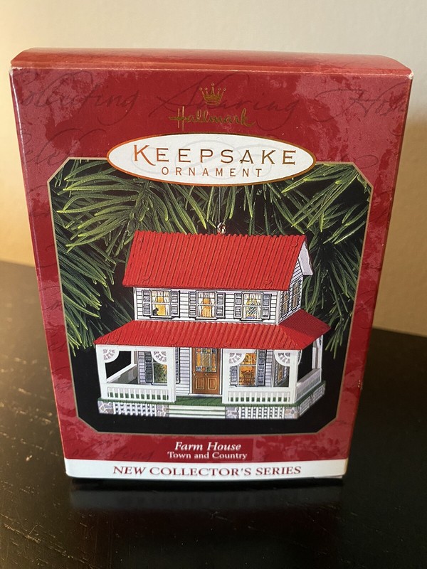 Hallmark First in Town and Country Series Tin Farm House Keepsake 1999- NEW-READ
