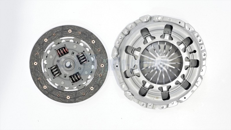 Fits LUK 620 0677 00 CLUTCH COMPLETE 200 1.4  ⭐UK Stock⭐