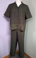 Alfred Dunner Women's 2 PC Dark Green Pants Suit Beaded Embroidery SZ 12 12P