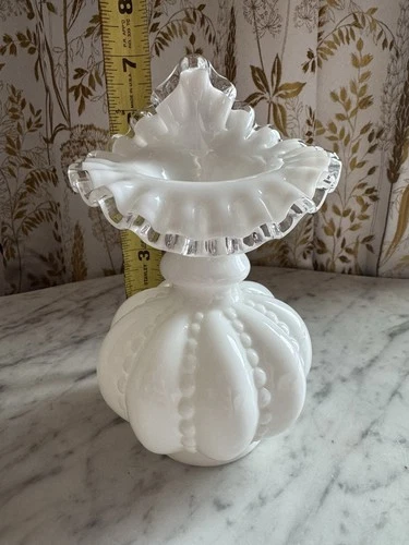 FENTON SILVERCREST WHITE MILK GLASS JACK IN PULPIT MELON VASE 7in Tall