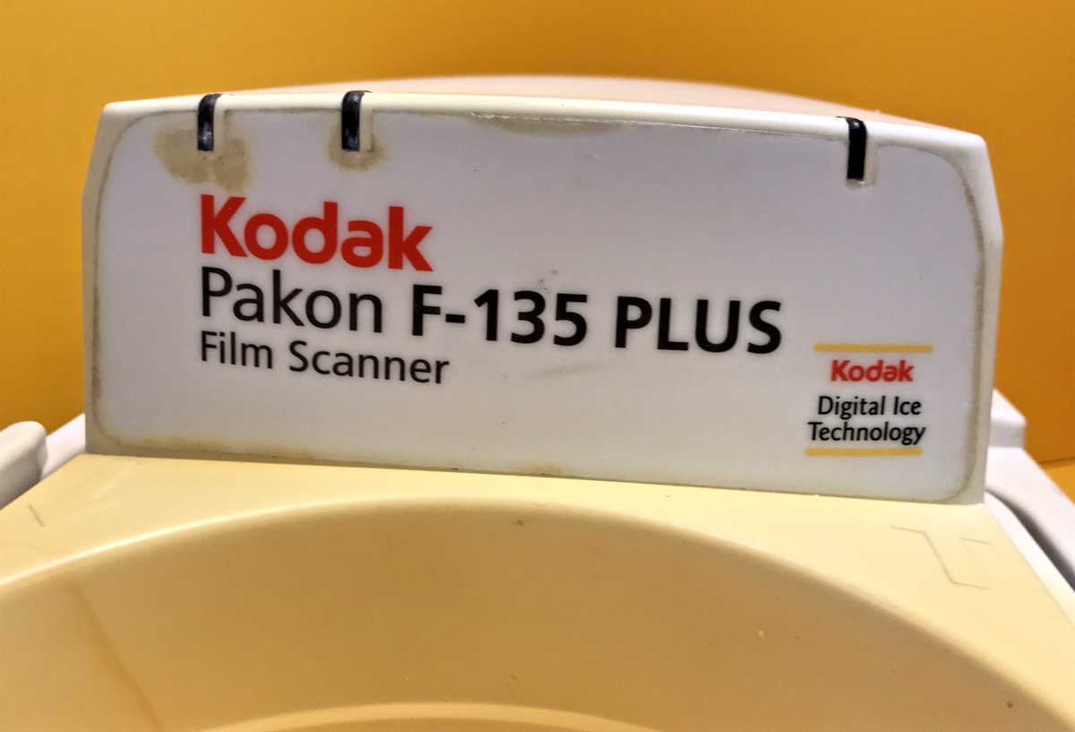 Kodak Pakon F135 PLUS Film Scanner For 35mm Film Tested Working 30