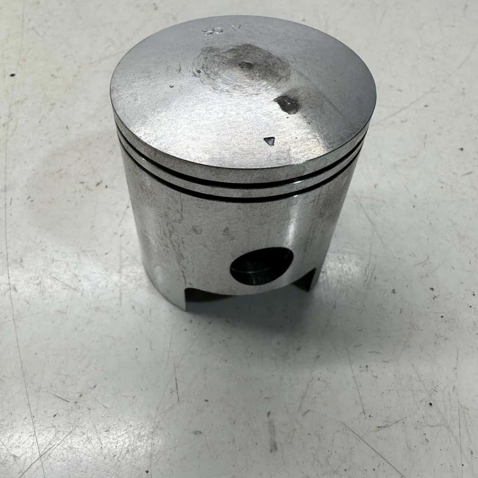 Pistón .020 O/S - 1986 POLARIS Sno Star Foto 2 de 4