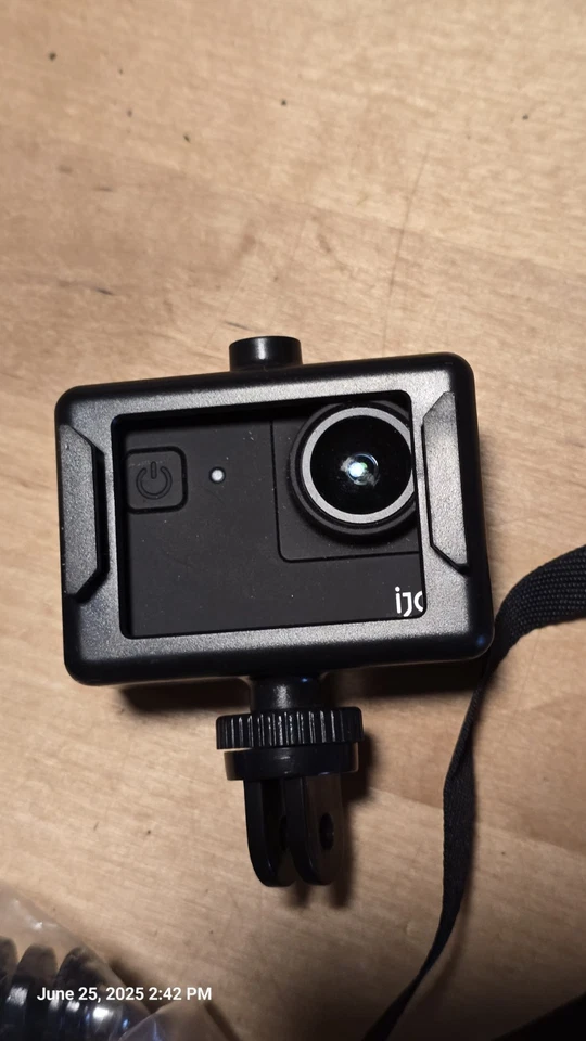 IJOY VISIONNE 4K ACTION CAMERA IJACVS01 WITH TOUCH SCREEN NO SD CARD INCLUDED - Image 4 of 4