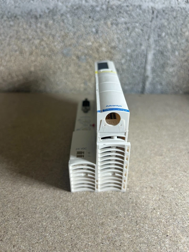 Module d'interface réseau FIPIO Advantys - Occasion - Télémécanique STBNFP2212 - Photo 3/3