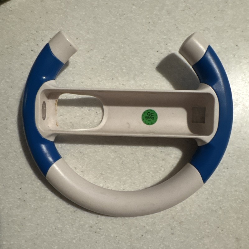 Nintendo Mario Kart Wheel For Wii & Wii U White With Blue Grips Fast Shipping