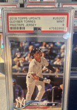 2018 Topps Update Series - Gleyber Torres #US200 Batting, Pinstriped Jersey (RC)