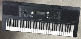 YAHAMA PSR E363 Portable Electronic Keyboard With Foldable Stand BLACK