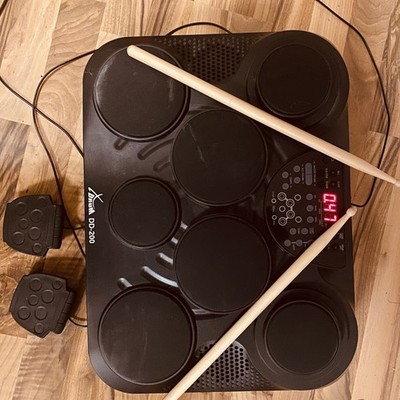 XDrum DD-200 E-Drum Kit 7 Anschlagsdynamische Pads 2 Pedale 216 Sounds SEHR GUT