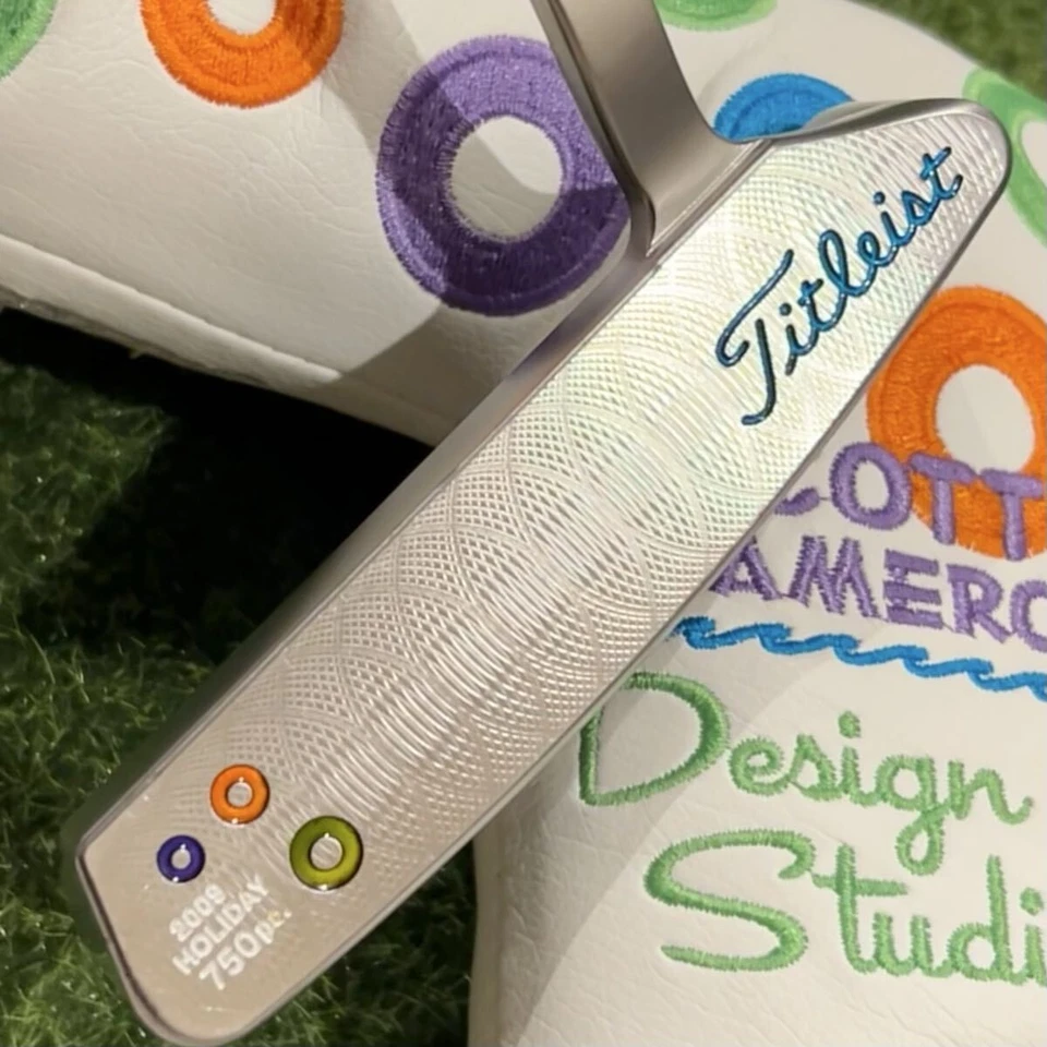 Scotty Cameron 2009 Holiday Collection Laguna 1.5 Limited 750 putter 34" Rare - Image 3 of 4