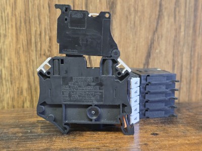 PHOENIX CONTACT UT4-HESI 5X20 Fuse Modular Terminal Block 3046032 -Lot of 5
