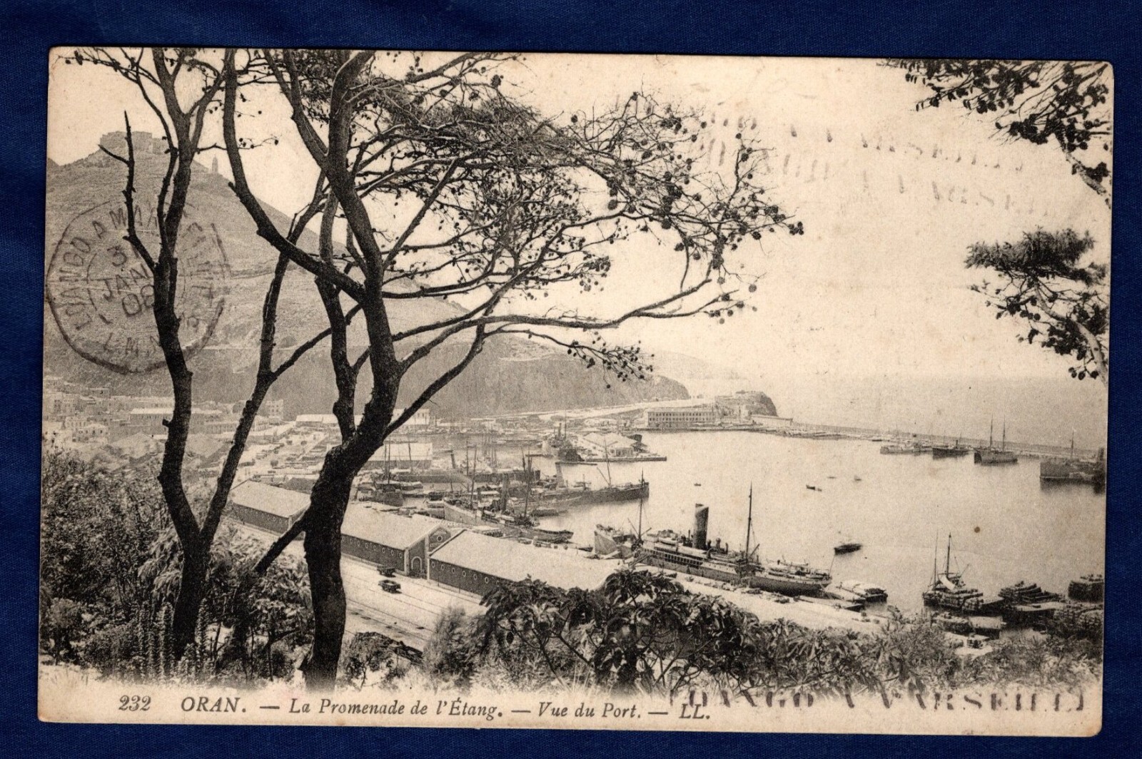 Foto 1 di 2