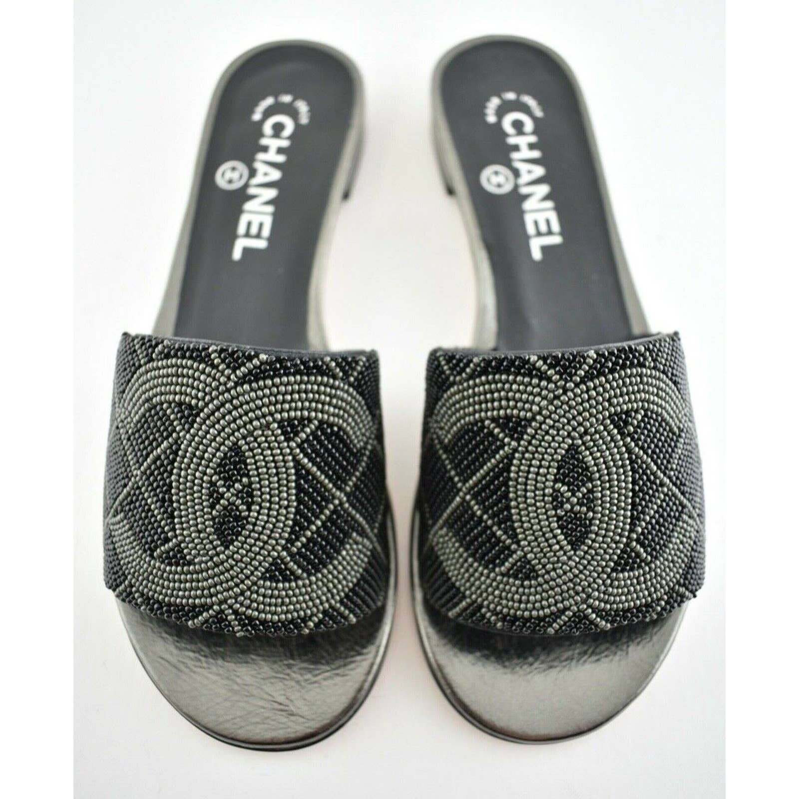 Chanel 20P Black Grey Pearl Embroidery Bead CC Logo Slide Sandal Mule Flat  42 | eBay