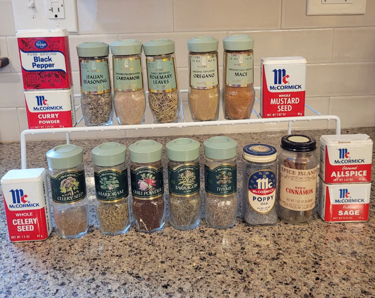 Lot of 18 McCormick Kroger Vintage Spice Jars Tins - 1960s 1970s