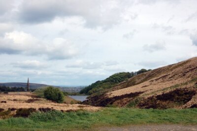 Photo 6x4 Wards Reservoir Belmont/SD6716 Beyond the reservoir, the villa c2009