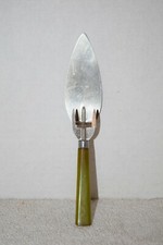 Vintage Pie Server With Bakelite Handle Pat. Feb. 27 1934 Made In The USA