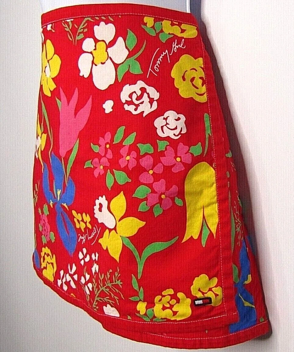 Tommy Jeans Red Floral Mini Wrap Skirt Women s Size Medium Tommy Hilfiger