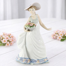 Vintage Lladro Figurine "Carefree" 5790, Retired
