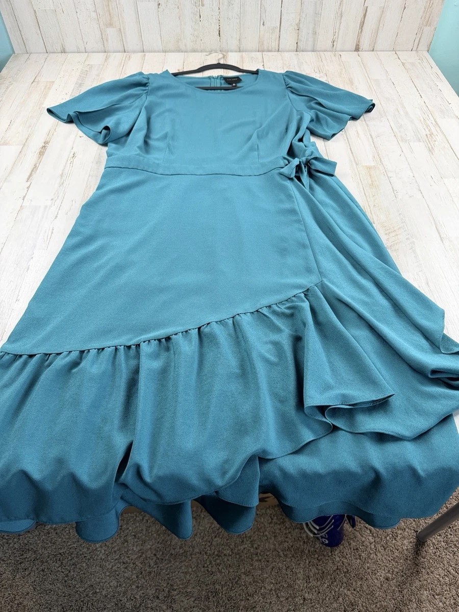 alex marie adaline jetset-tech super stretch wrap midi dress reviews Alex Marie Adaline Jetset-Tech Super Stretch Wrap Midi Dress at Hamilton Place in Chattanooga, TN