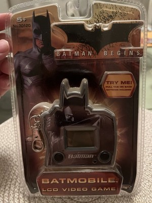 Batman Begins  DC Comics Batmobile LCD Video Game Keychain Charm NEW 2005